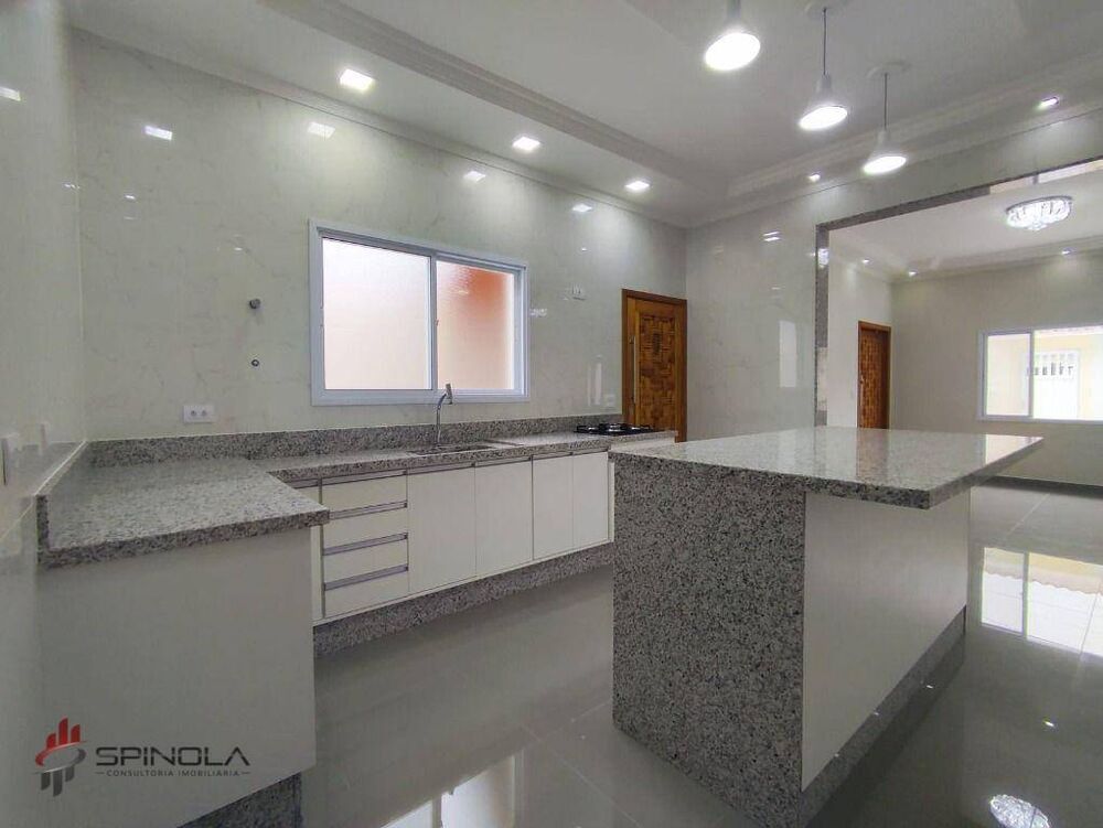 Casa à venda com 4 quartos, 189m² - Foto 4