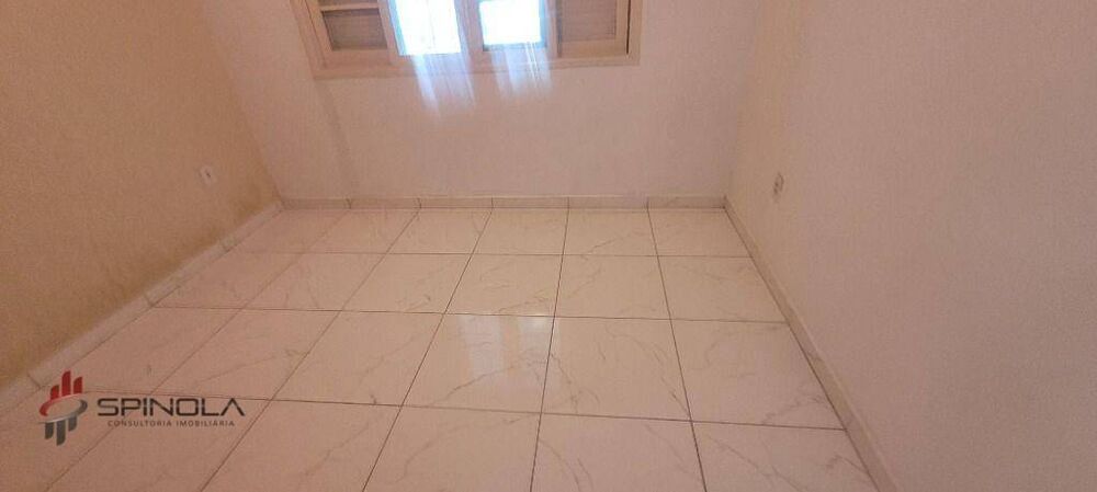 Casa à venda com 2 quartos, 70m² - Foto 5