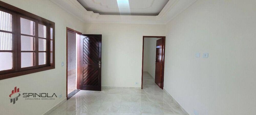 Casa à venda com 2 quartos, 70m² - Foto 3