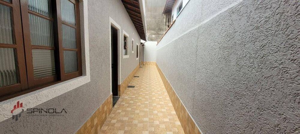 Casa à venda com 2 quartos, 70m² - Foto 9