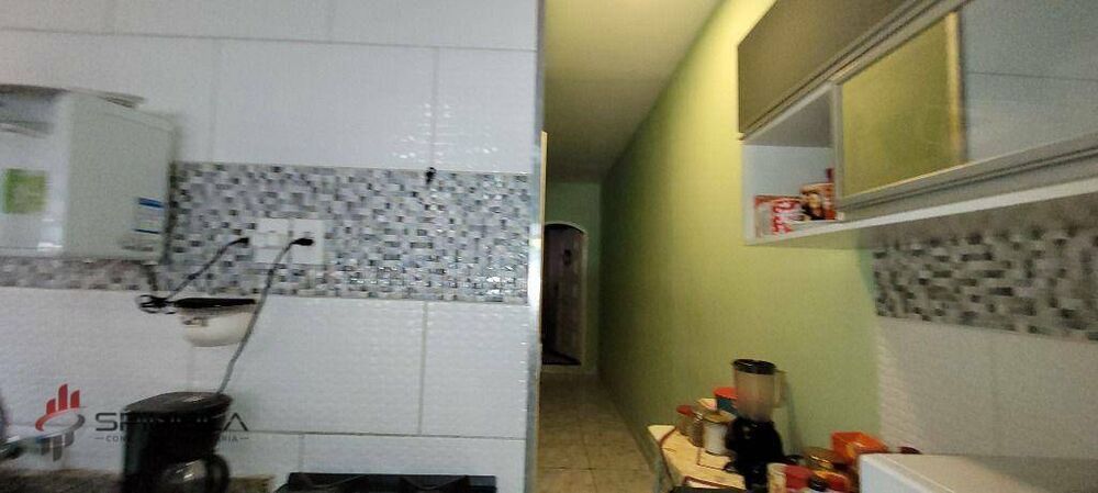 Casa à venda com 2 quartos, 66m² - Foto 10