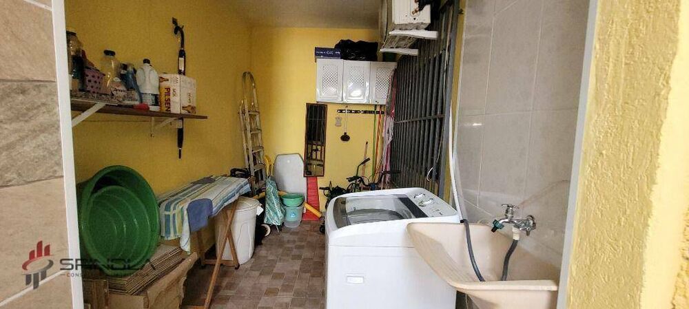 Casa à venda com 2 quartos, 66m² - Foto 5