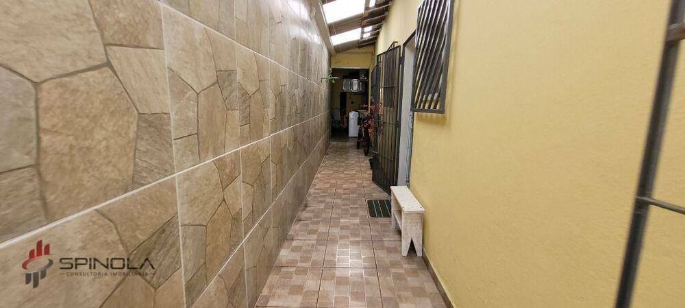 Casa à venda com 2 quartos, 66m² - Foto 4