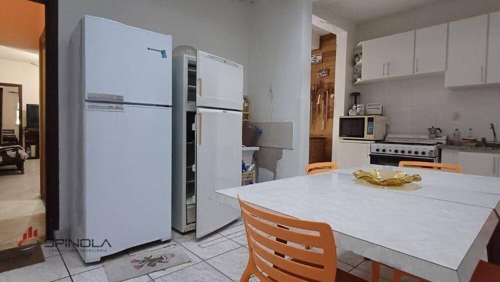 Casa à venda com 2 quartos, 80m² - Foto 9