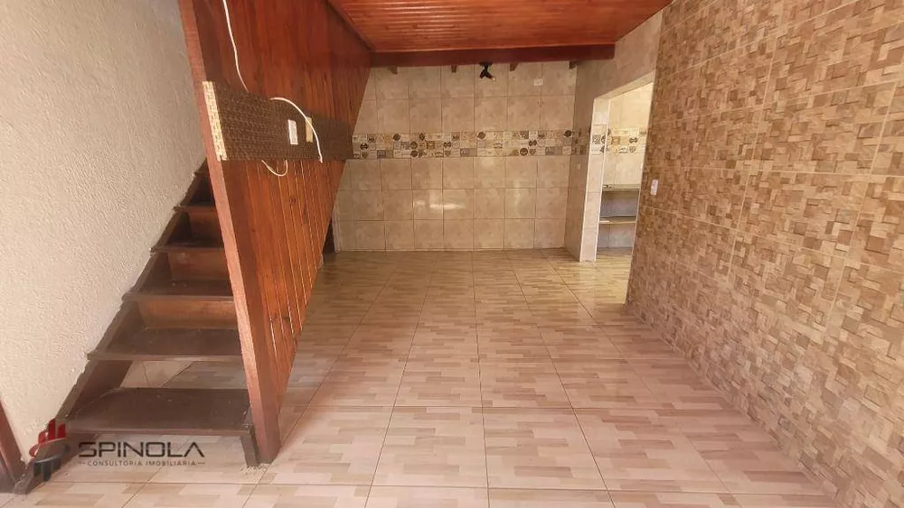 Casa à venda com 2 quartos, 46m² - Foto 1