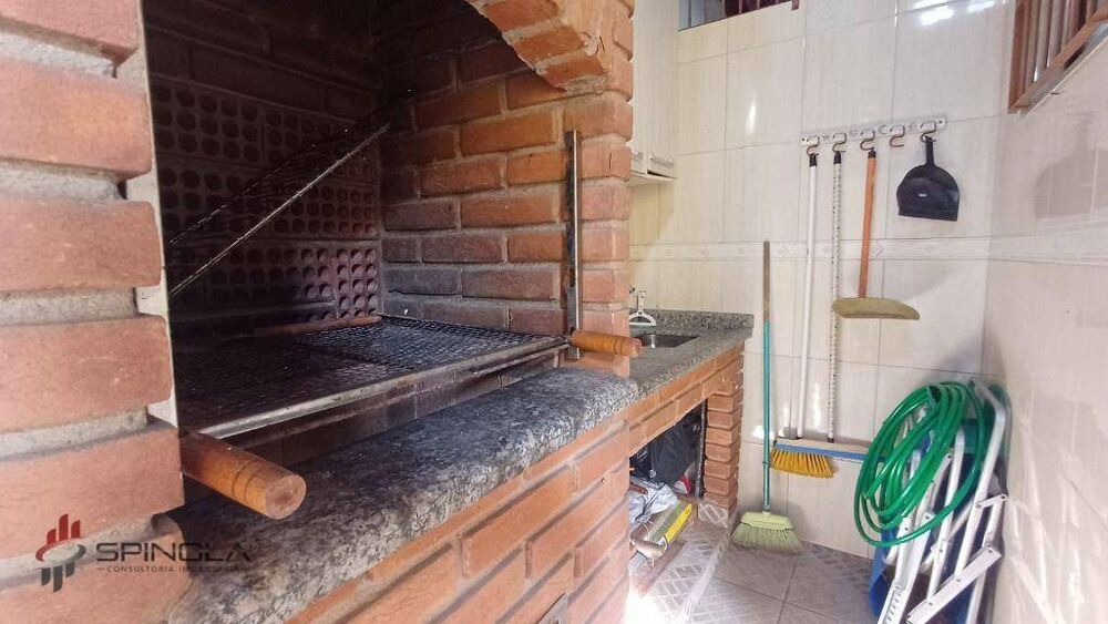 Casa à venda com 2 quartos, 89m² - Foto 5
