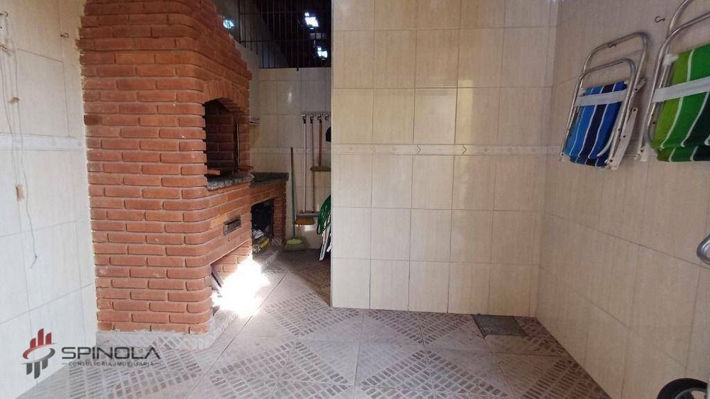 Casa à venda com 2 quartos, 89m² - Foto 4