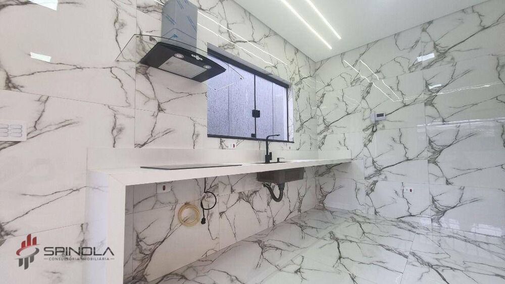 Casa à venda com 3 quartos, 160m² - Foto 4