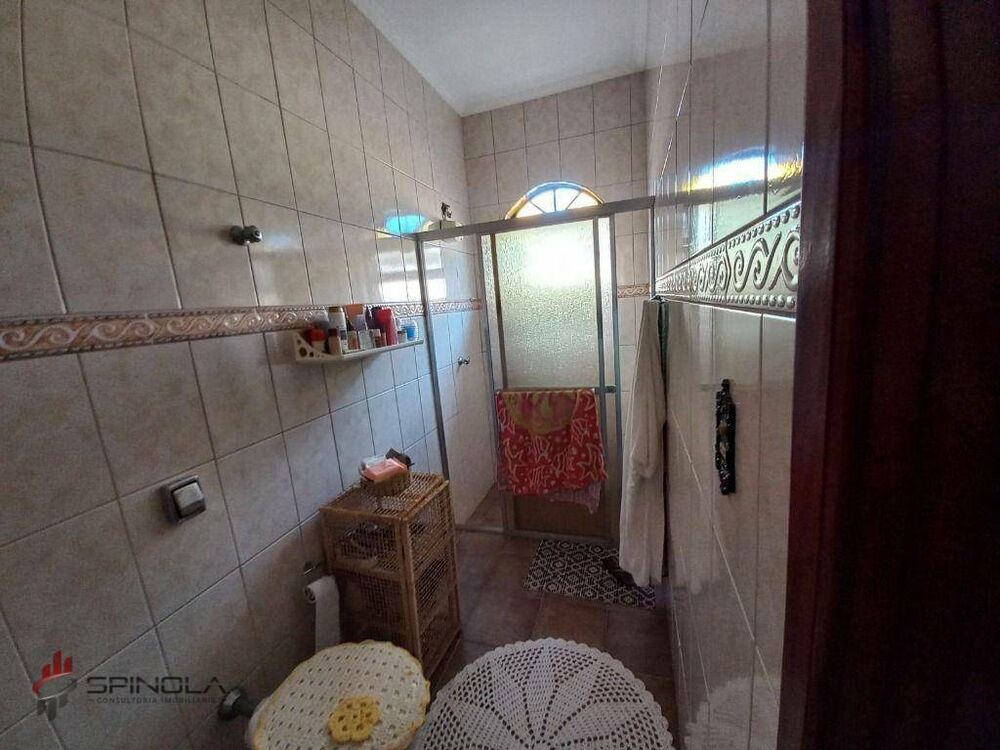 Casa à venda com 3 quartos, 208m² - Foto 11
