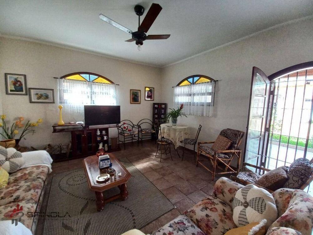 Casa à venda com 3 quartos, 208m² - Foto 5