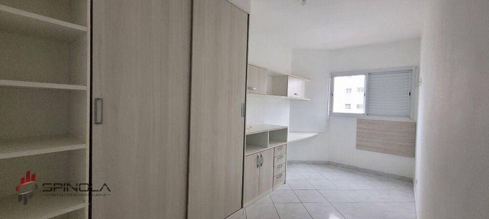Apartamento à venda com 3 quartos, 104m² - Foto 3