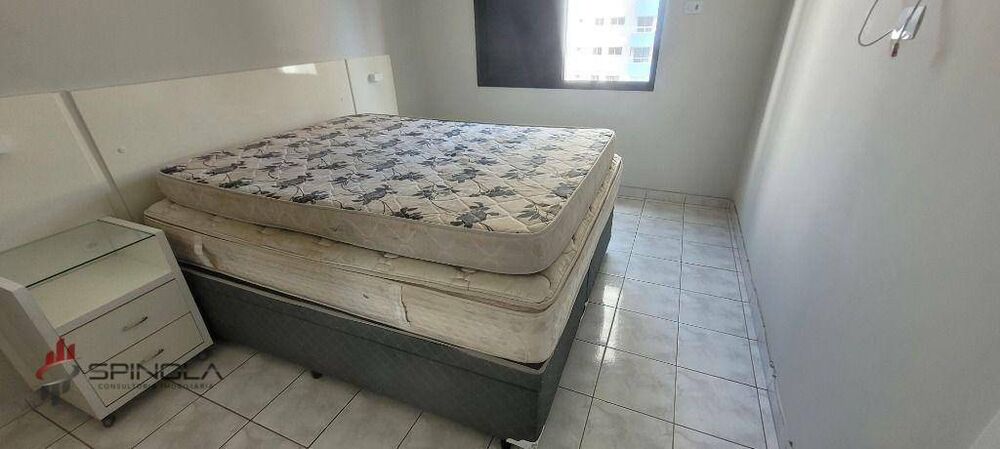 Apartamento à venda com 1 quarto, 44m² - Foto 9