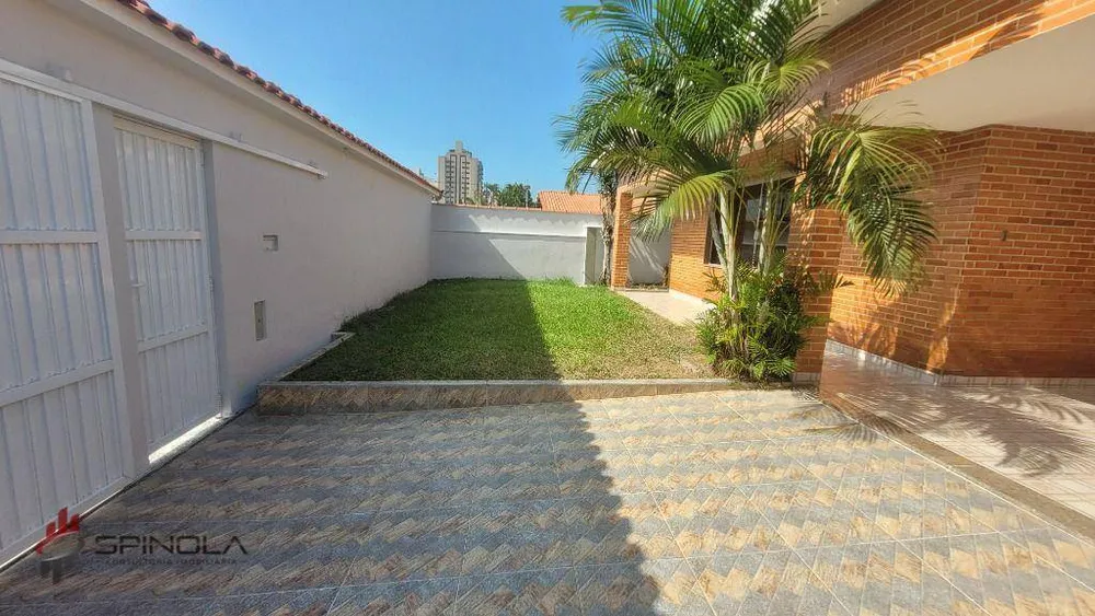 Casa, 3 quartos, 270 m² - Foto 2