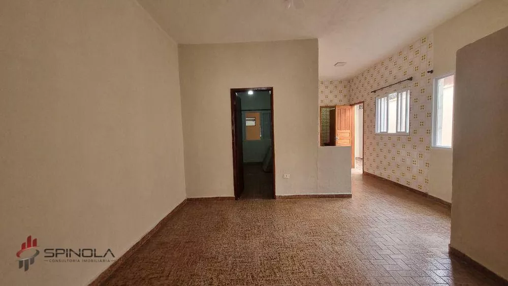 Casa à venda com 2 quartos, 50m² - Foto 1