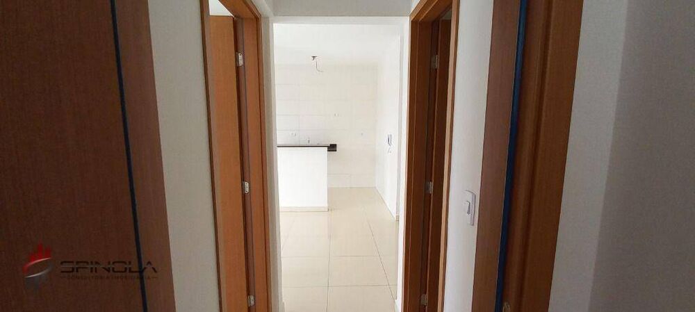 Apartamento à venda com 2 quartos, 67m² - Foto 4