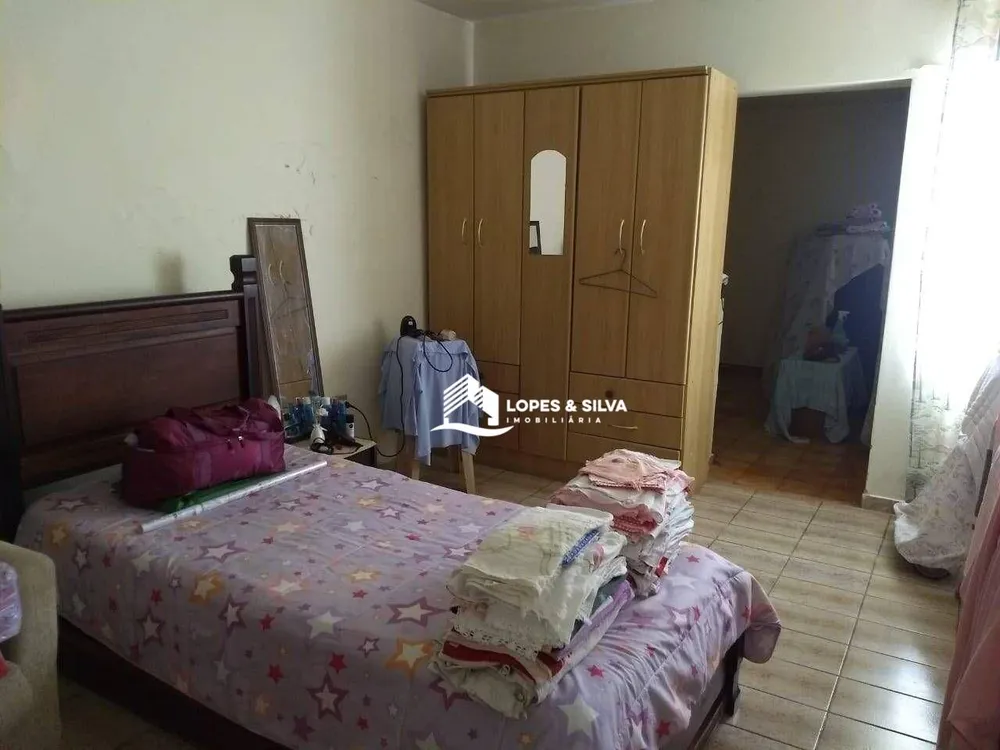 Casa, 3 quartos, 300 m² - Foto 8