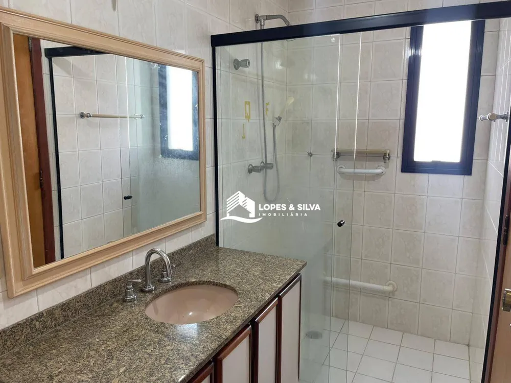 Apartamento, 3 quartos, 121 m² - Foto 2