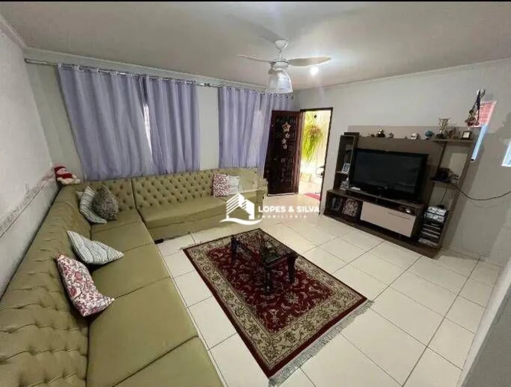 Casa, 2 quartos, 62 m² - Foto 1