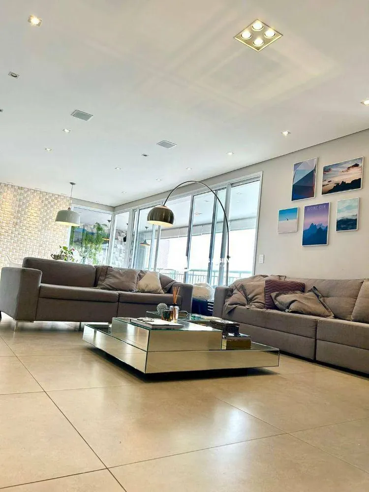 Apartamento, 3 quartos, 177 m² - Foto 2