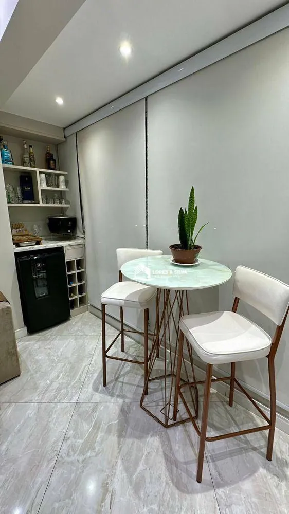 Apartamento, 2 quartos, 70 m² - Foto 1