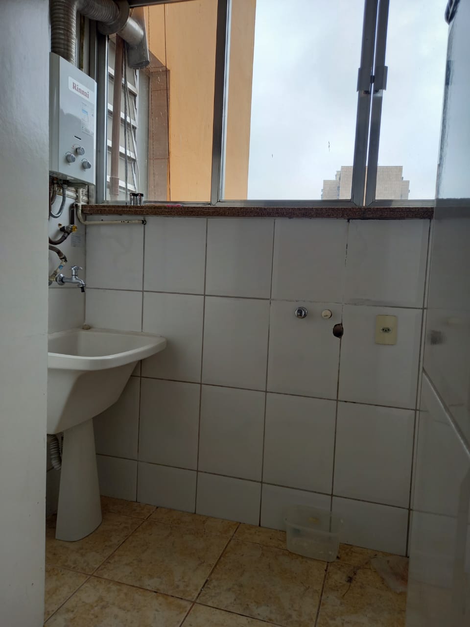 Apartamento à venda com 2 quartos, 68m² - Foto 3