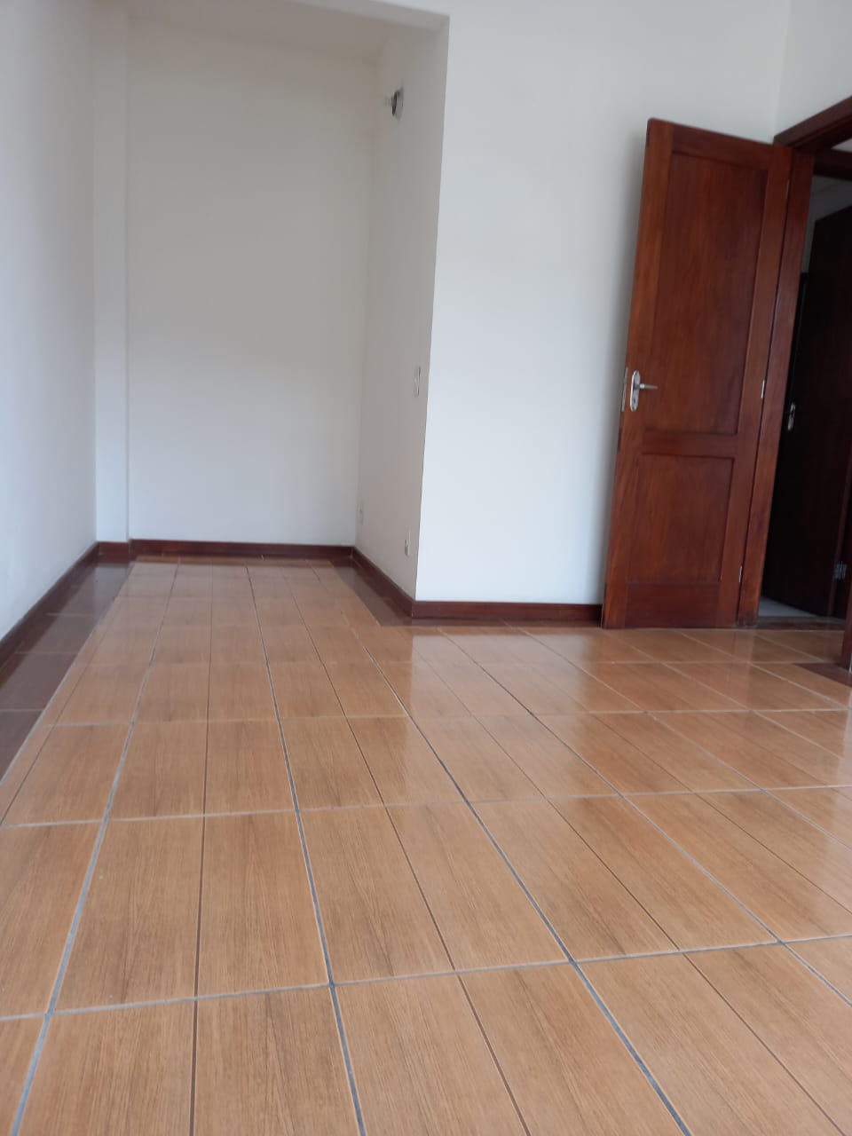 Apartamento à venda com 2 quartos, 68m² - Foto 10