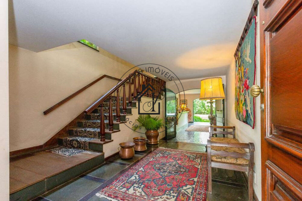 Casa à venda com 6 quartos, 5000m² - Foto 4