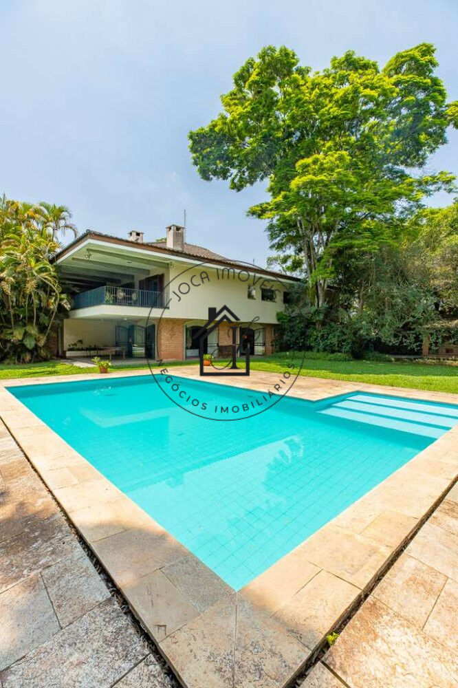 Casa à venda com 6 quartos, 5000m² - Foto 1
