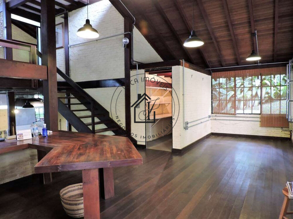 Casa de Condomínio à venda com 5 quartos, 2621m² - Foto 4