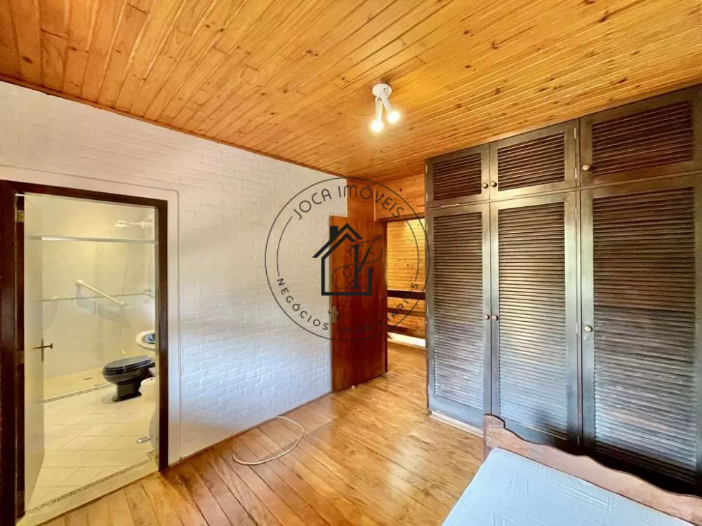 Casa de Condomínio à venda com 4 quartos, 2413m² - Foto 16