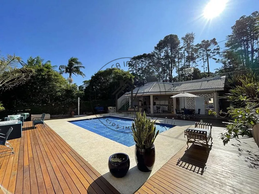 Casa, 5 quartos, 1944 m² - Foto 1
