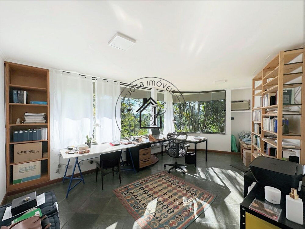 Casa de Condomínio à venda com 3 quartos, 10490m² - Foto 24