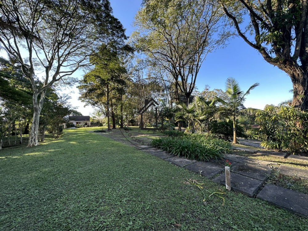 Casa de Condomínio à venda com 3 quartos, 10490m² - Foto 6