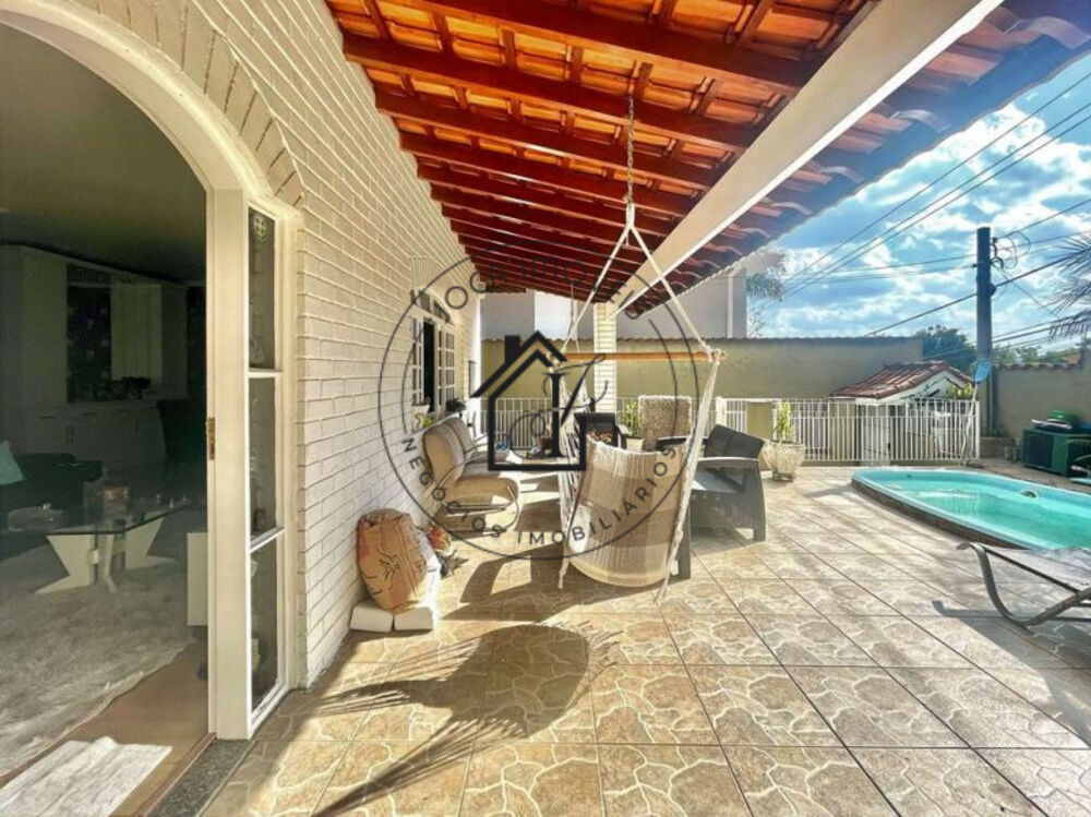 Casa, 3 quartos, 315 m² - Foto 3