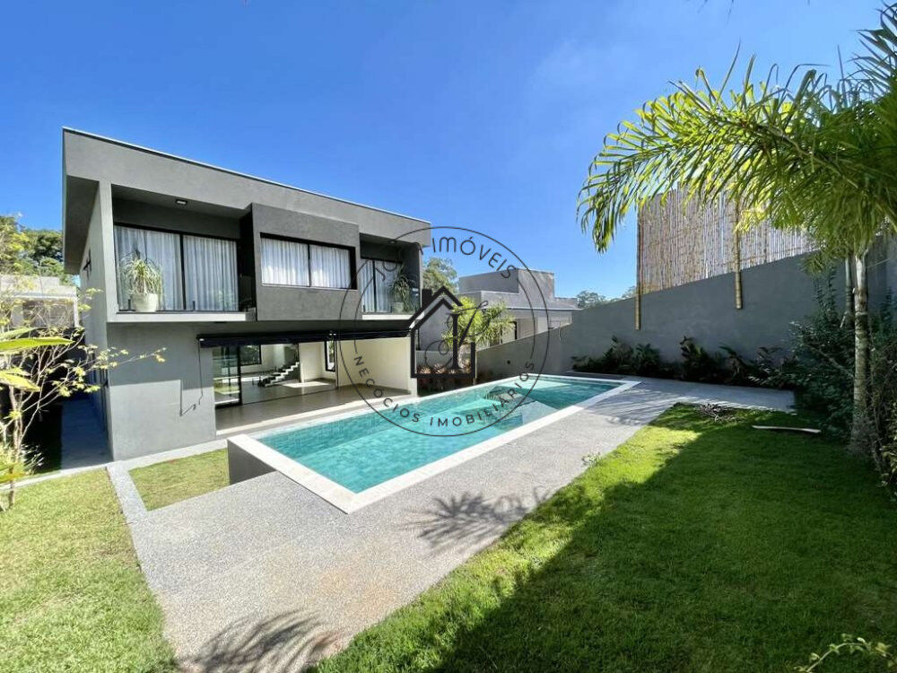 Casa de Condomínio à venda com 4 quartos, 500m² - Foto 1