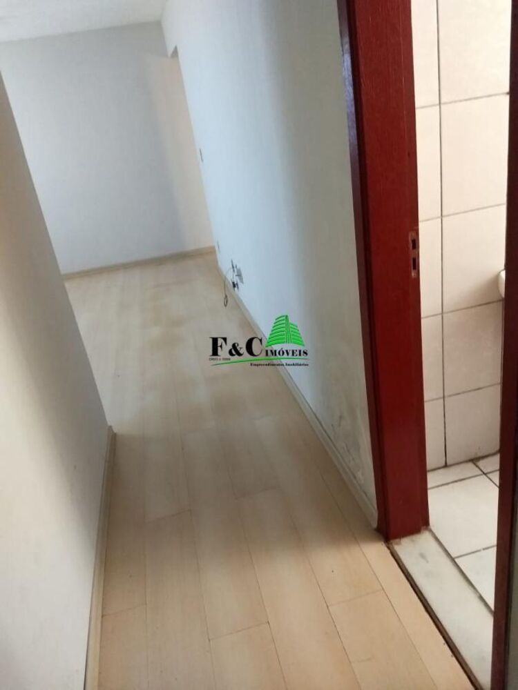 Apartamento à venda com 3 quartos, 70m² - Foto 4