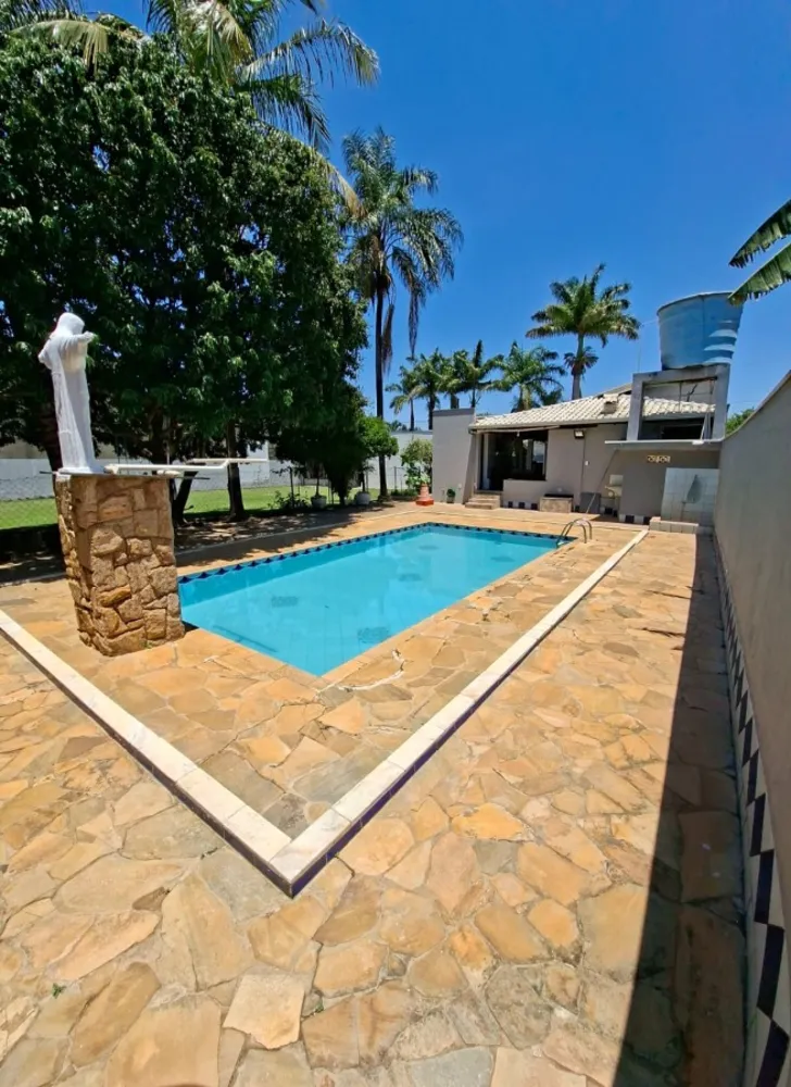 Chácara, 3 quartos, 1250 m² - Foto 1