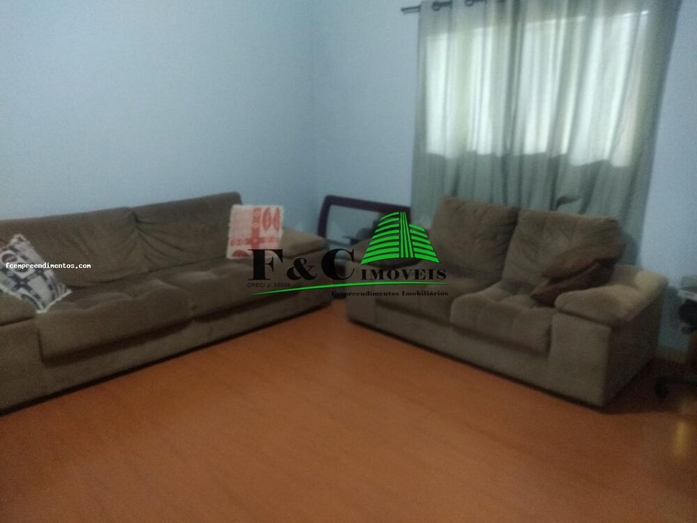 Casa à venda com 2 quartos, 300m² - Foto 3