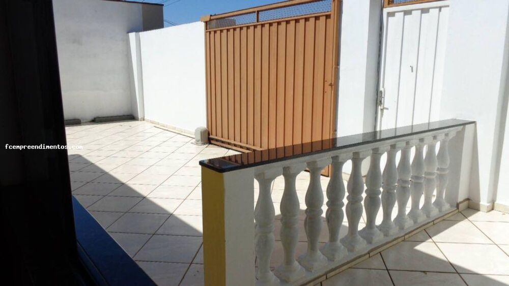 Casa, 3 quartos - Foto 2