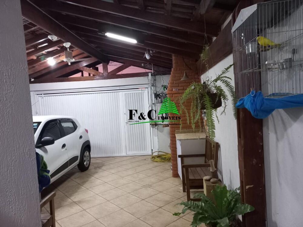 Casa de Condomínio à venda com 3 quartos, 135m² - Foto 1