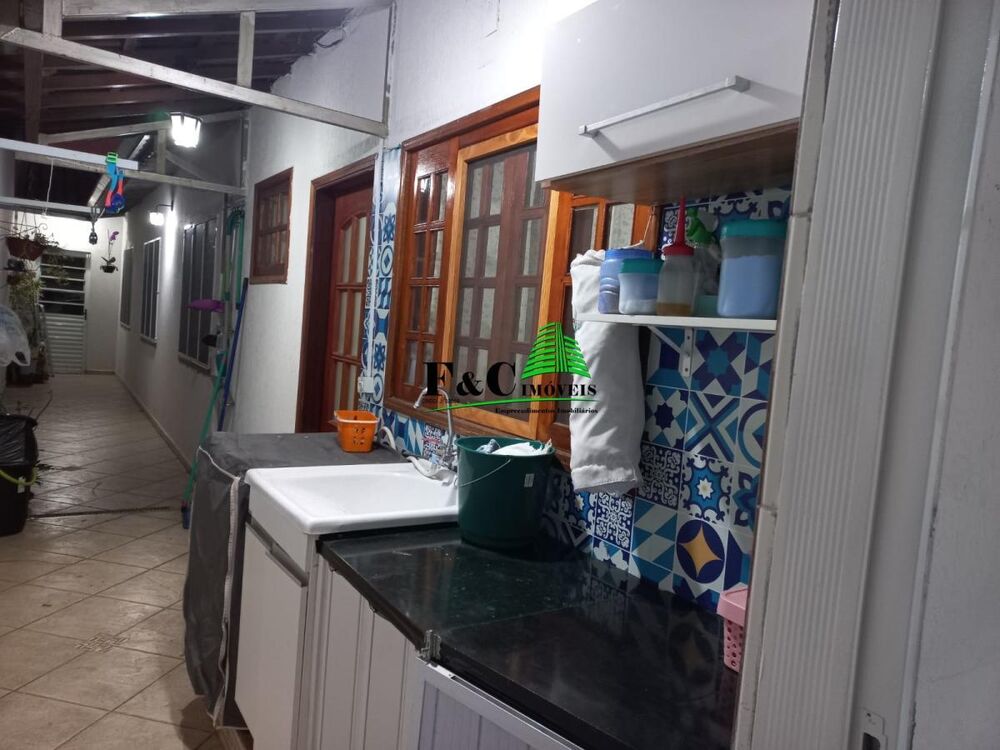 Casa de Condomínio à venda com 3 quartos, 135m² - Foto 3