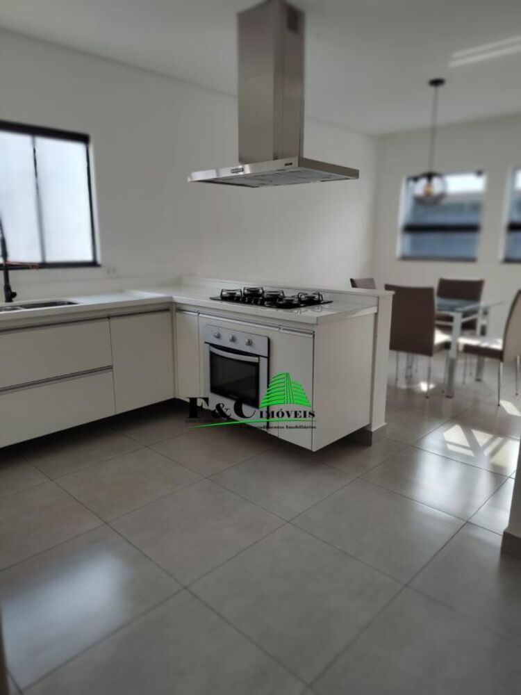Casa à venda com 2 quartos, 275m² - Foto 3