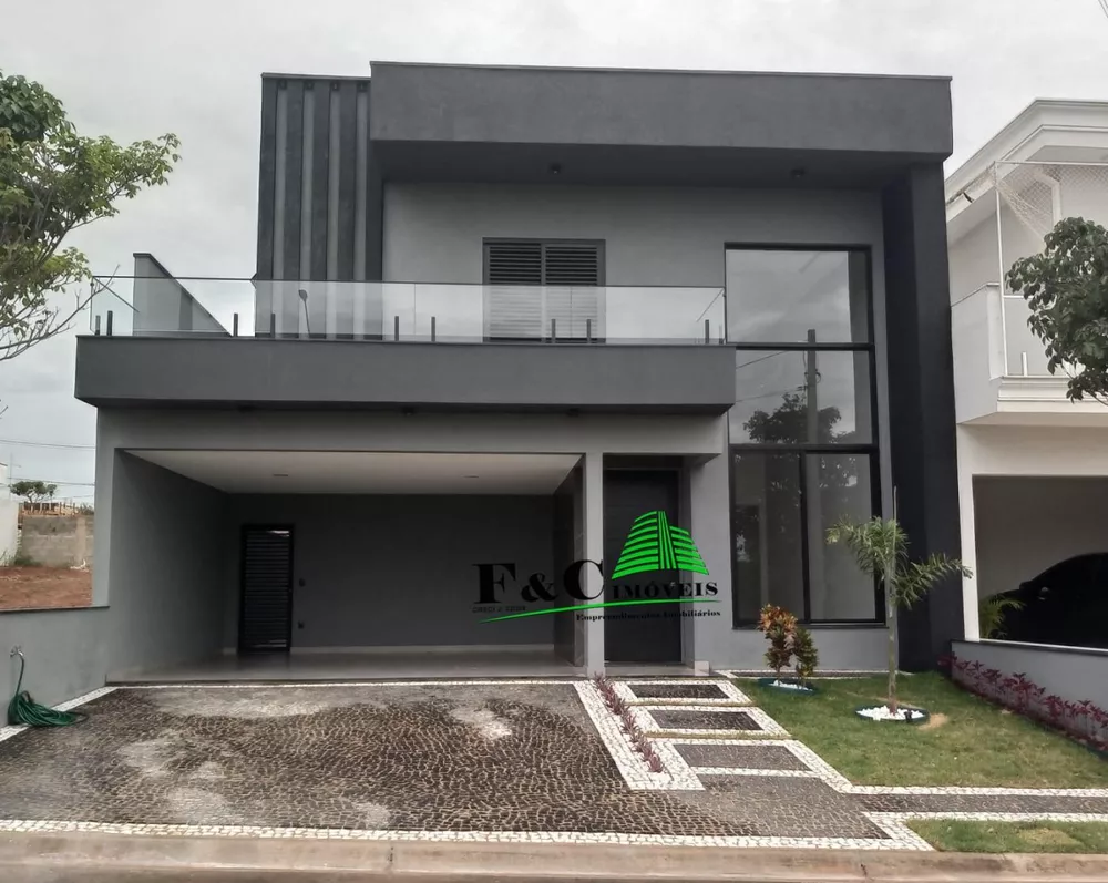 Casa de Condomínio à venda com 3 quartos, 250m² - Foto 1