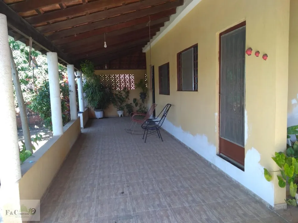 Chácara, 3 quartos, 1361 m² - Foto 1