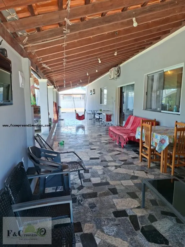 Chácara, 3 quartos, 1250 m² - Foto 2