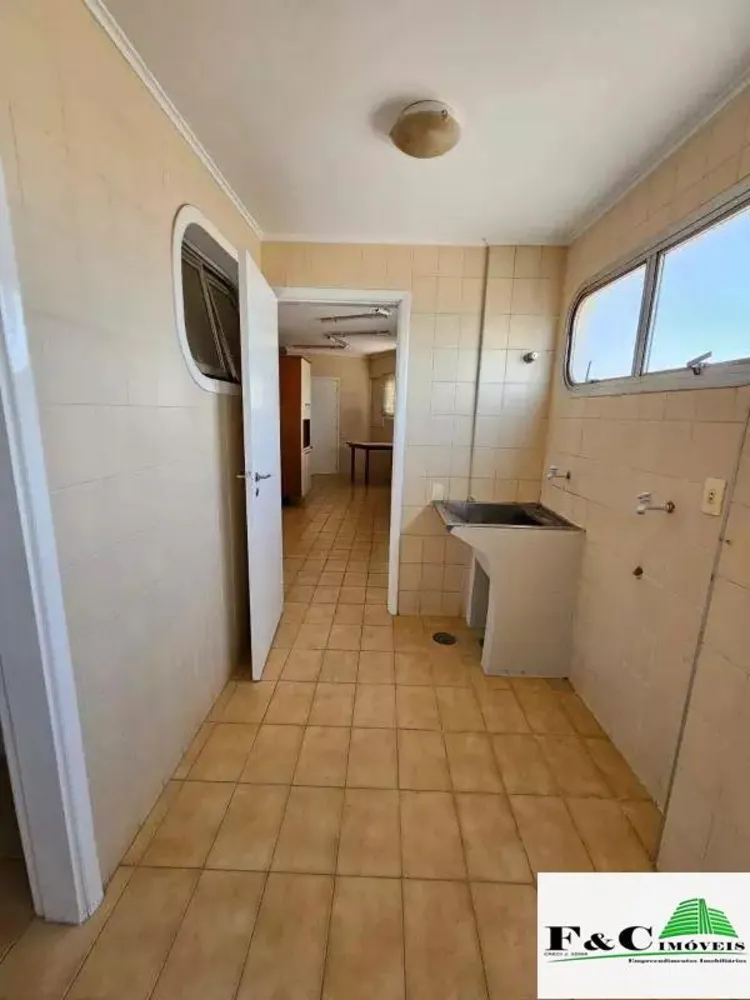 Apartamento, 3 quartos, 155 m² - Foto 2