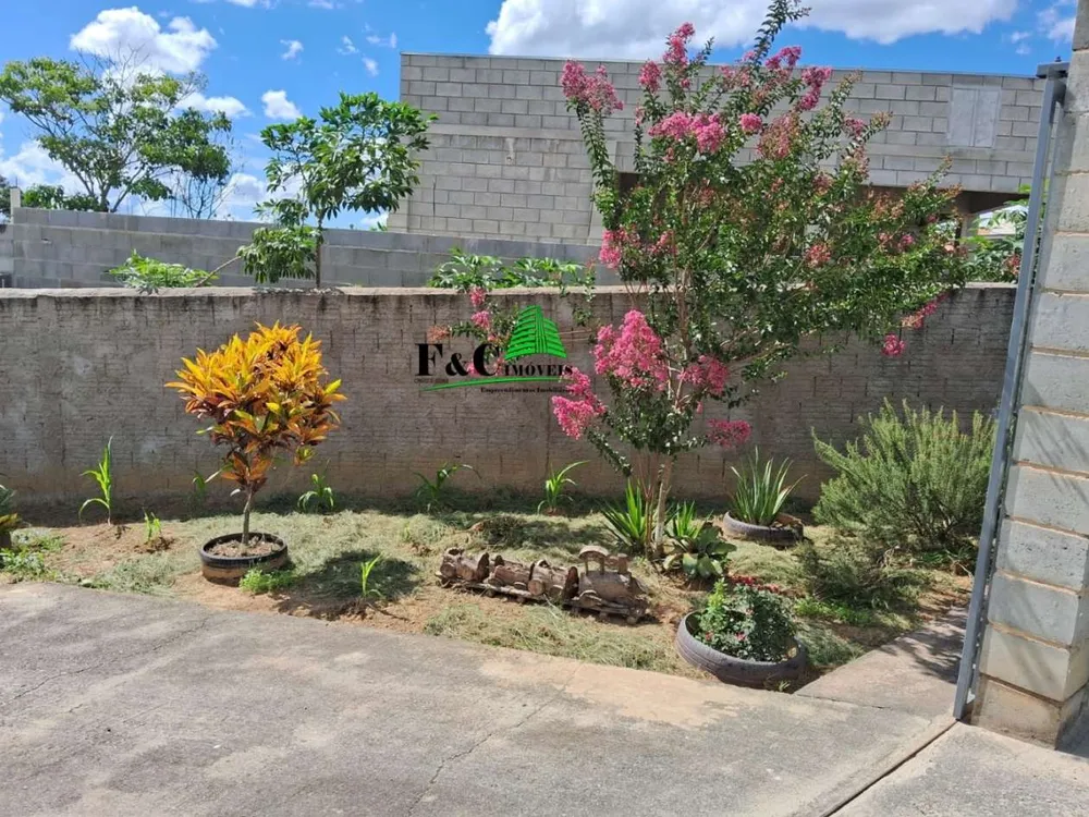 Chácara, 2 quartos, 2400 m² - Foto 1