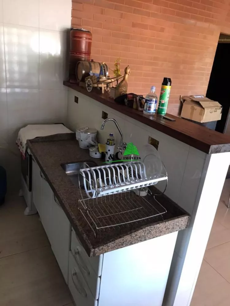 Fazenda à venda com 2 quartos, 920m² - Foto 1