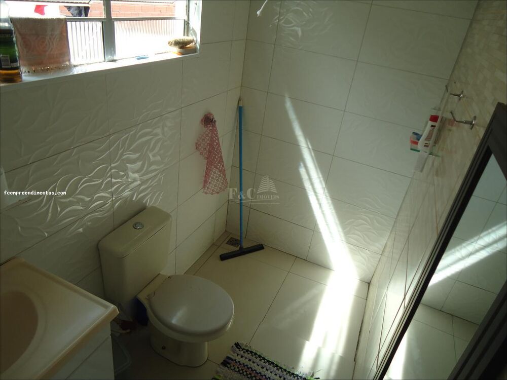 Casa à venda com 3 quartos, 140m² - Foto 3
