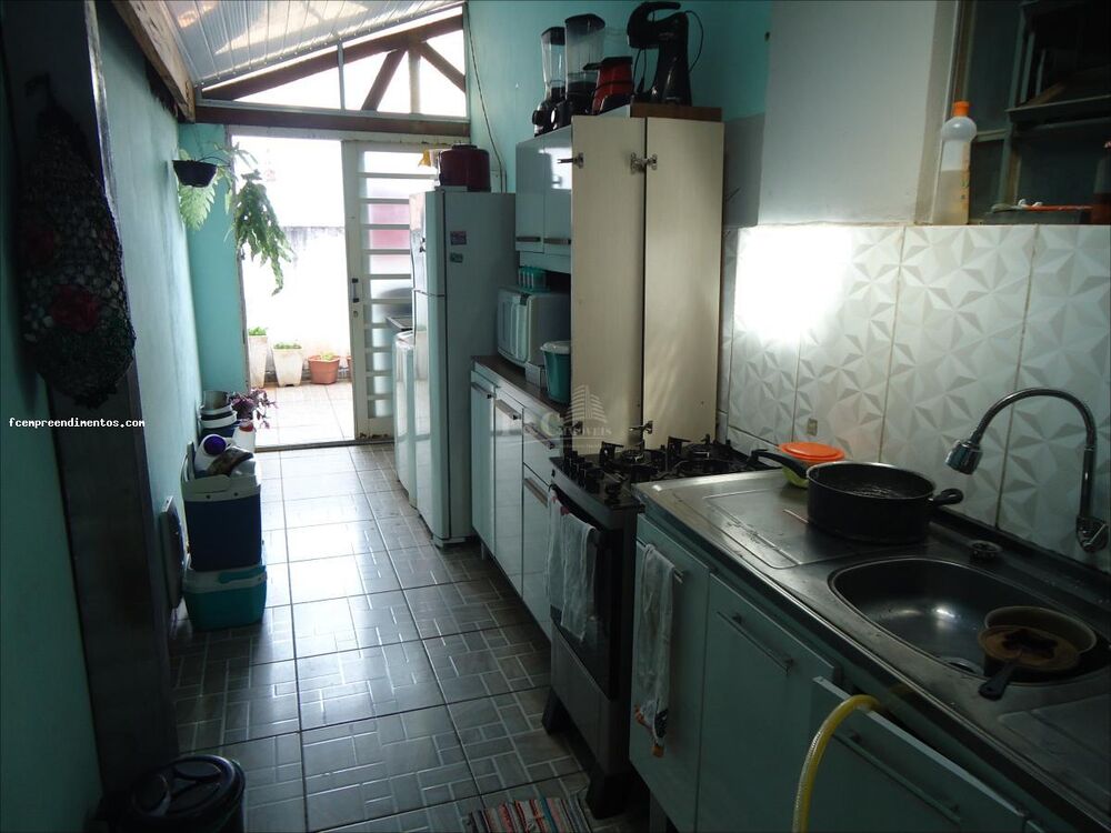 Casa à venda com 3 quartos, 140m² - Foto 16